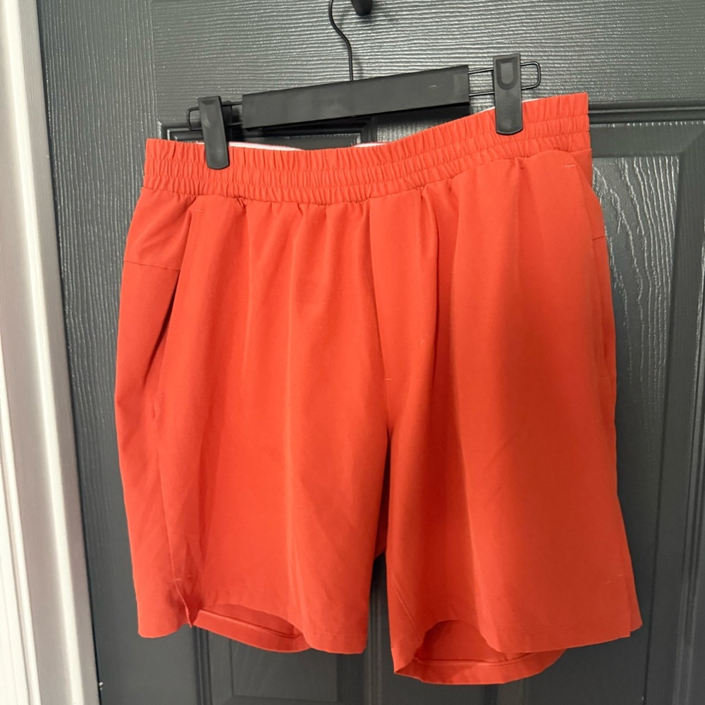 Lululemon Men’s Swim Short size Large 7 inch